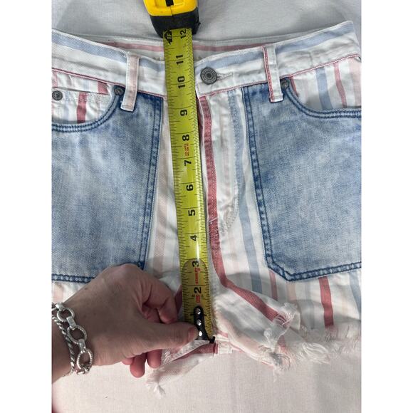 American Eagle Women’s sz 0 Red White & Blue American Flag Denim Cutoff Shorts - Picture 5 of 8